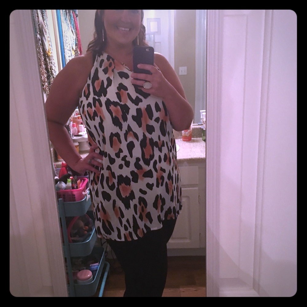 •SOLD• Leopard print boutique blouse
